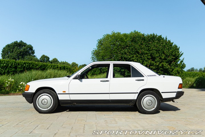 Mercedes-Benz E 190 E 1987