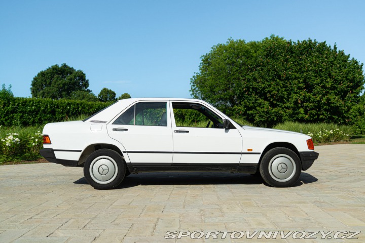 Mercedes-Benz E 190 E 1987