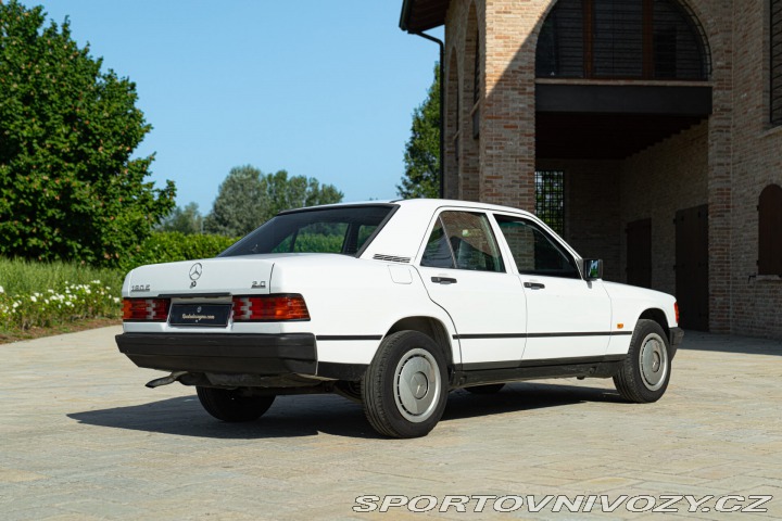 Mercedes-Benz E 190 E 1987