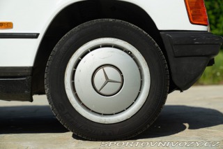 Mercedes-Benz E 190 E 1987
