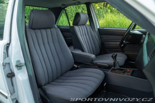 Mercedes-Benz E 190 E 1987