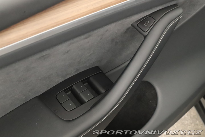 Tesla Model Y RWD LFP 60kWh 2023