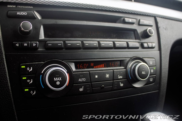 BMW 1 120 AT6 130kW / NA SPLÁT 2011