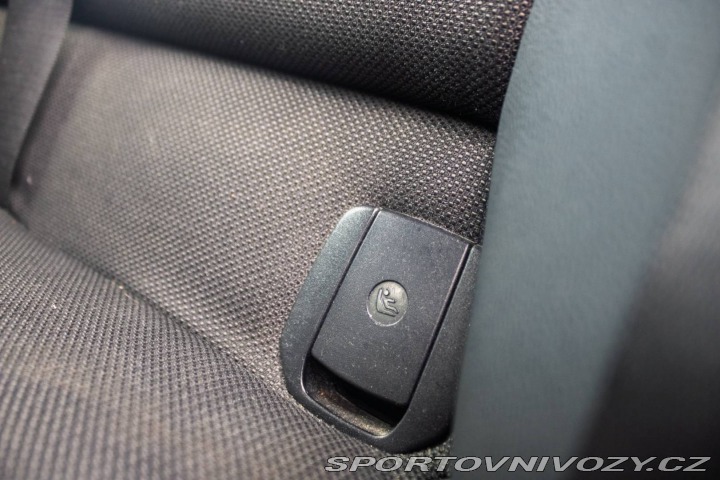 BMW 1 120 AT6 130kW / NA SPLÁT 2011