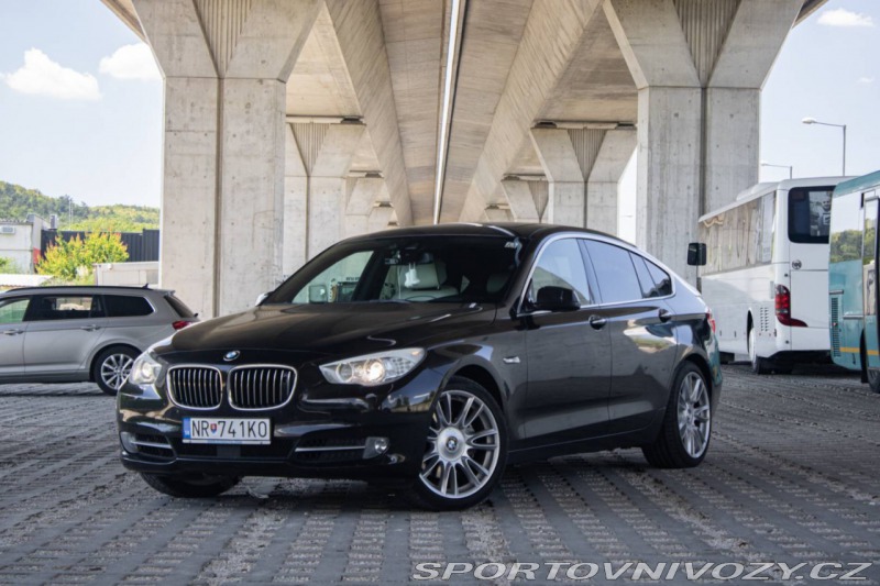BMW 5 GT xDrive 230kW AT8 / NA