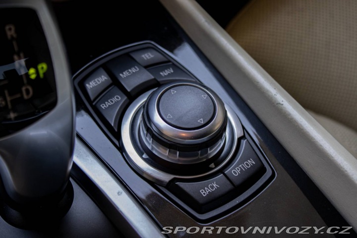 BMW 5 GT xDrive 230kW AT8 / NA 2013