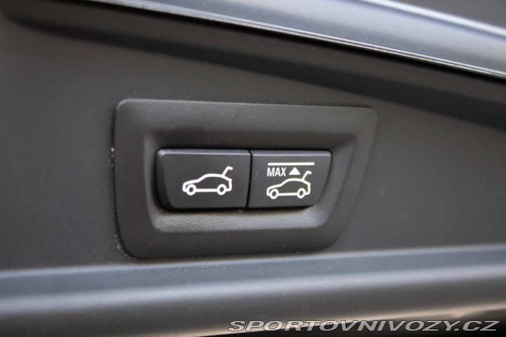 BMW 5 GT xDrive 230kW AT8 / NA 2013