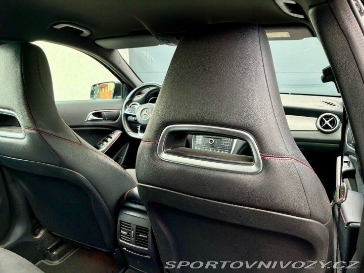 Mercedes-Benz Ostatní modely GLA 200d 4Matic AMG paket 2017