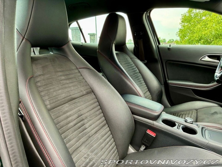Mercedes-Benz Ostatní modely GLA 200d 4Matic AMG paket 2017