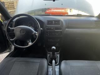 Mazda 323 323F 1998