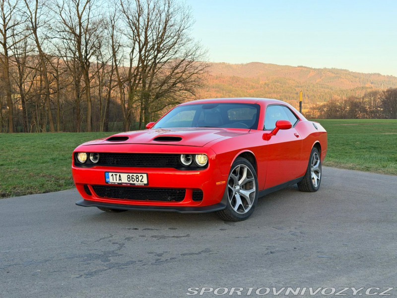 Dodge Challenger R/T Plus