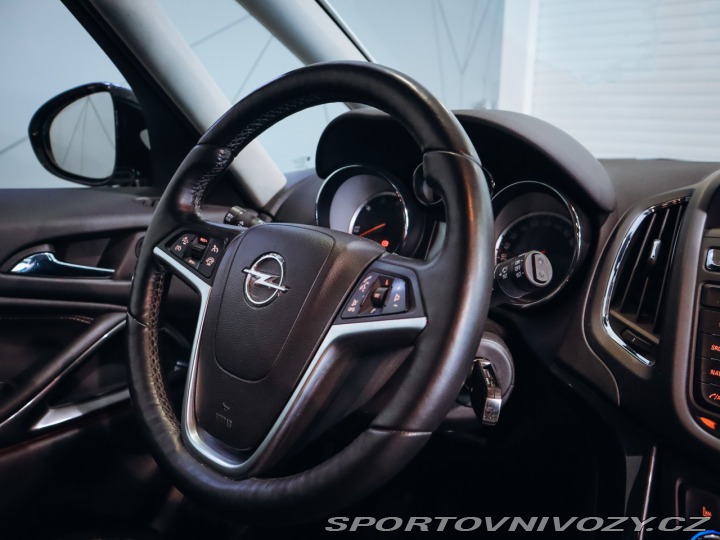 Opel Ostatní modely Zafira 2.0CDTi OPC Line 2015