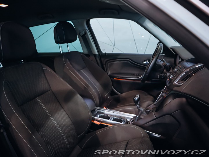 Opel Ostatní modely Zafira 2.0CDTi OPC Line 2015