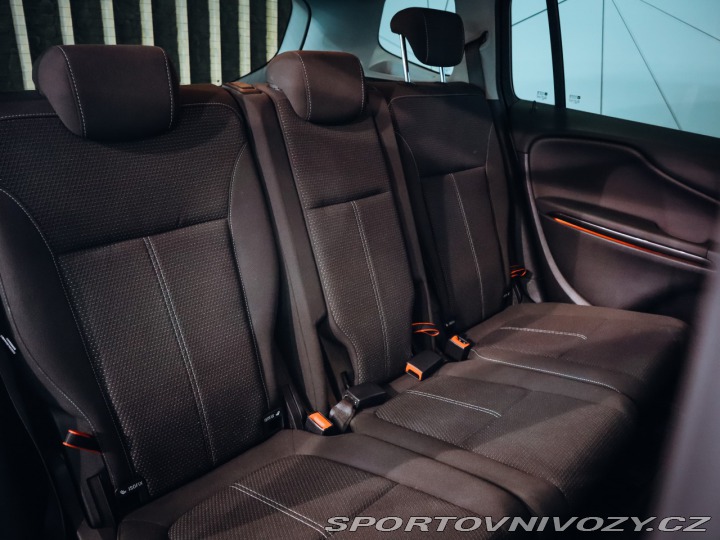 Opel Ostatní modely Zafira 2.0CDTi OPC Line 2015
