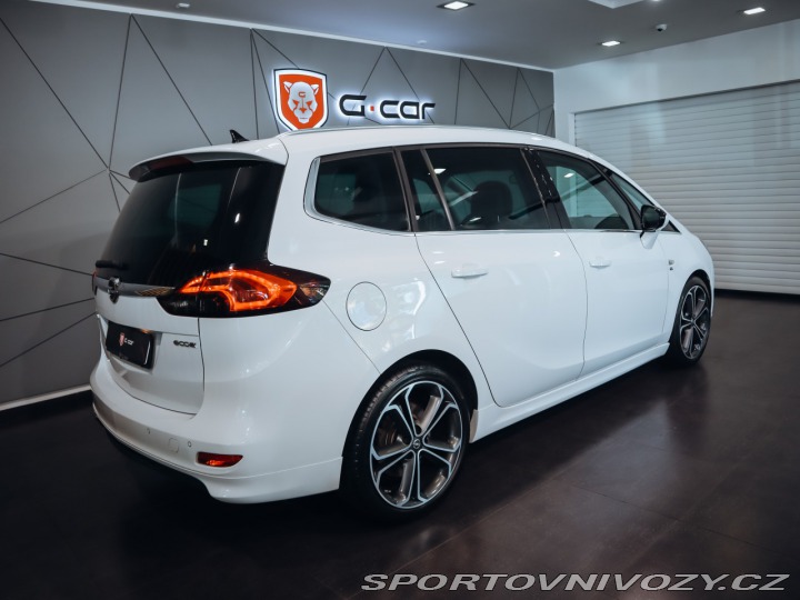 Opel Ostatní modely Zafira 2.0CDTi OPC Line 2015