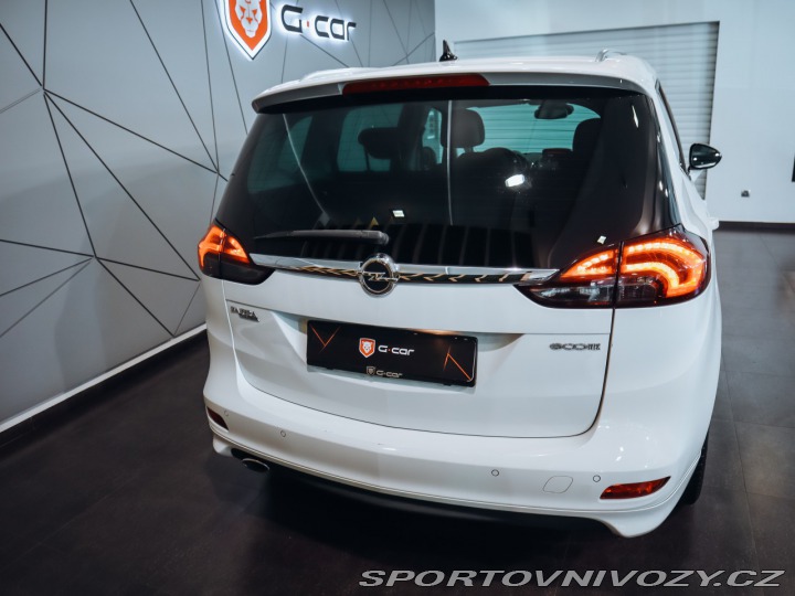 Opel Ostatní modely Zafira 2.0CDTi OPC Line 2015
