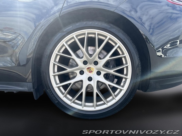 Porsche Panamera 4 2020