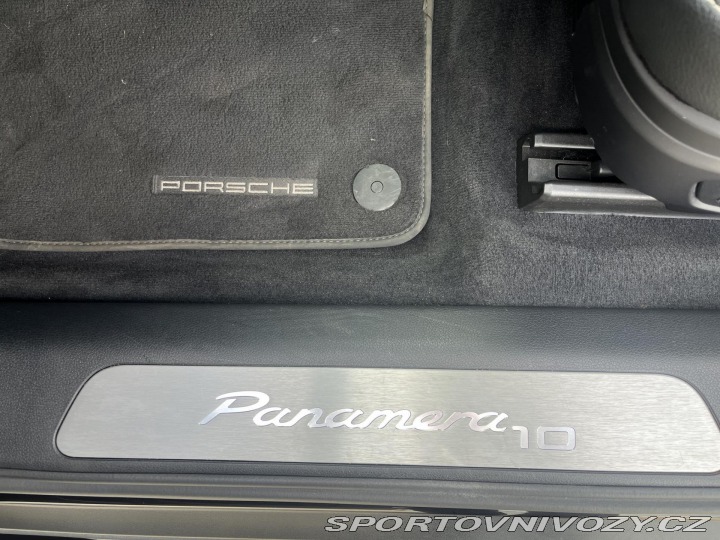 Porsche Panamera 4 2020