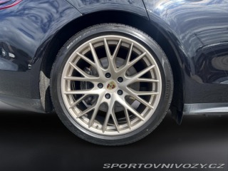 Porsche Panamera 4 2020