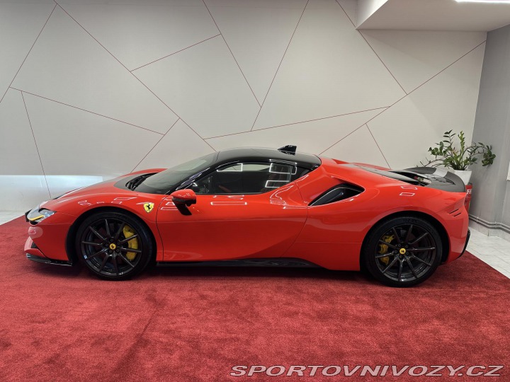 Ferrari SF90 A.F.* FULL CARBON*ZÁRUKA* 2023