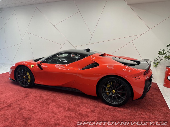 Ferrari SF90 A.F.* FULL CARBON*ZÁRUKA* 2023