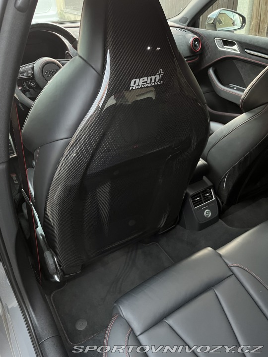 Audi RS3  2019