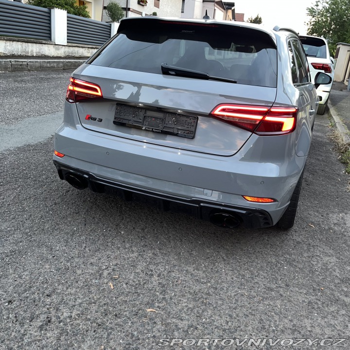 Audi RS3  2019