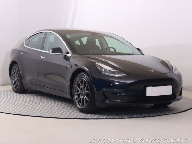 Tesla Model 3 Std Range Plus 52kWh