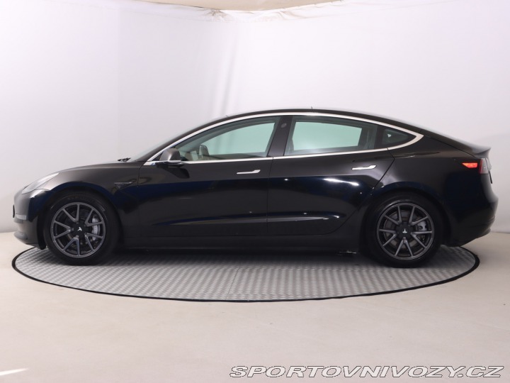 Tesla Model 3 Std Range Plus 52kWh 2019