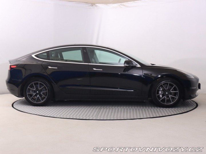 Tesla Model 3 Std Range Plus 52kWh 2019
