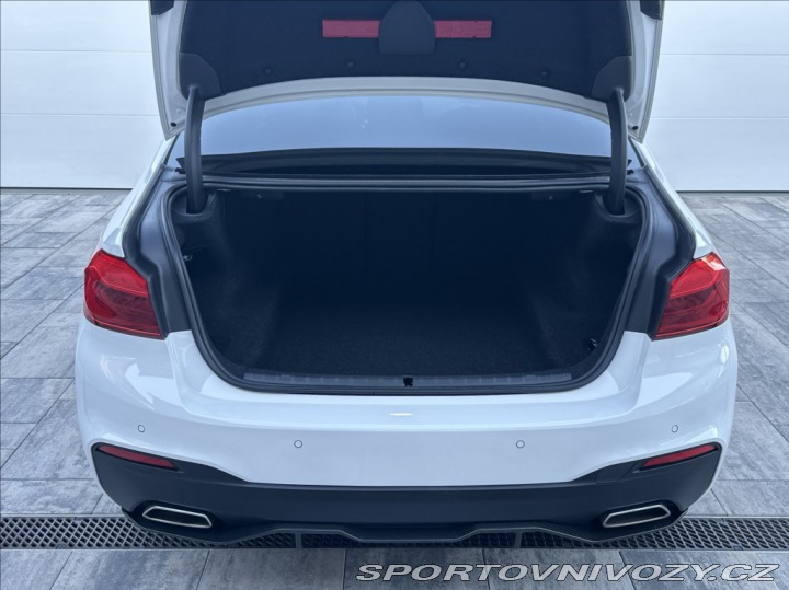BMW 5 3,0 530d 265PS  M Perform 2017
