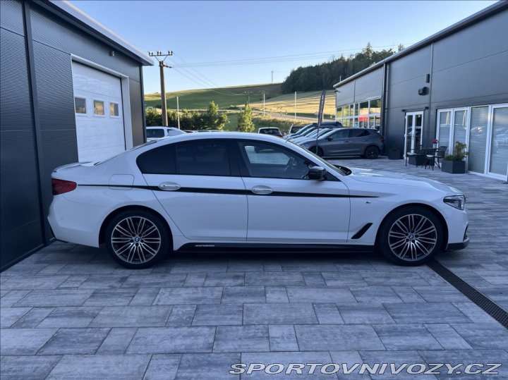 BMW 5 3,0 530d 265PS  M Perform 2017