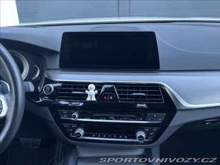 BMW 5 3,0 530d 265PS  M Perform 2017