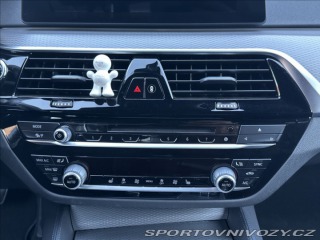 BMW 5 3,0 530d 265PS  M Perform 2017