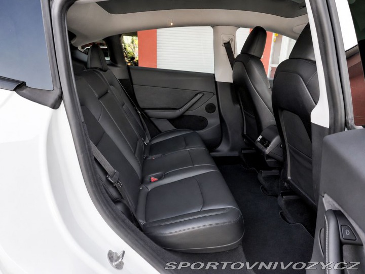 Tesla Model Y Performance 393 kW SOH 92 2023