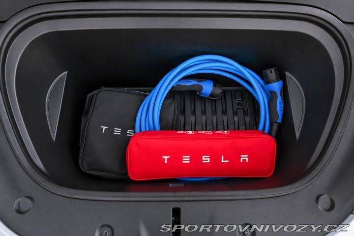 Tesla Model Y Performance 393 kW SOH 92 2023
