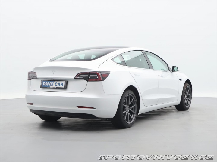 Tesla Model 3 239kW Standard Range+ EAP 2019