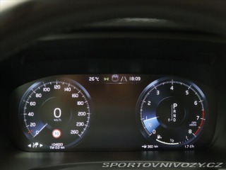 Volvo V90 2,0 T5 184kW Momentum CZ 2019