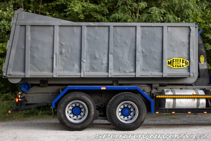 Ostatní značky Ostatní modely Ťahače, nákladné autá nad 7,5 t Volvo Volvo FH12 420 6x2 2004 / 2004