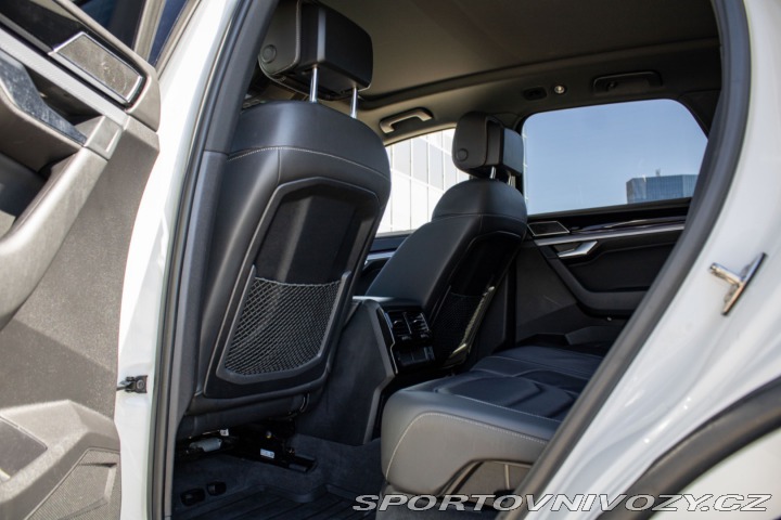 Volkswagen Ostatní modely Touareg  3.0 V6 TDI 286k R-Line 4 2019