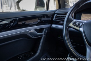 Volkswagen Ostatní modely Touareg  3.0 V6 TDI 286k R-Line 4 2019