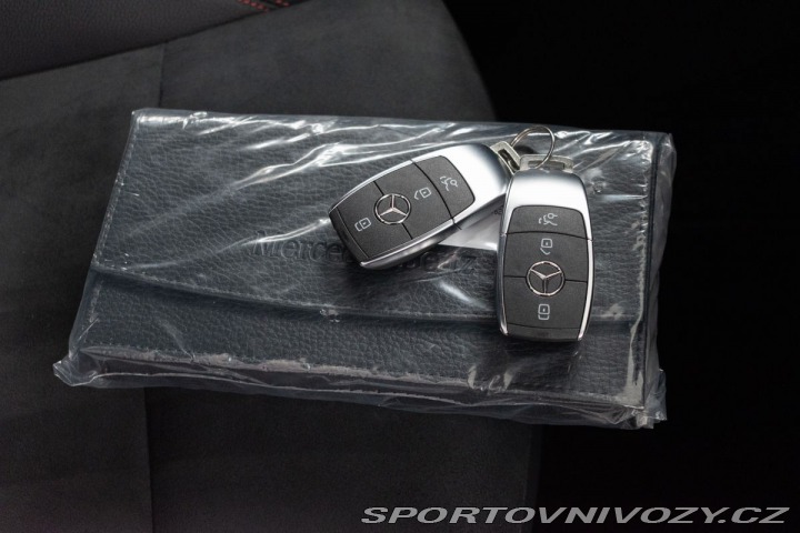 Mercedes-Benz Ostatní modely EQB 300 66kWh*4MATIC*AMG*KAME 2024