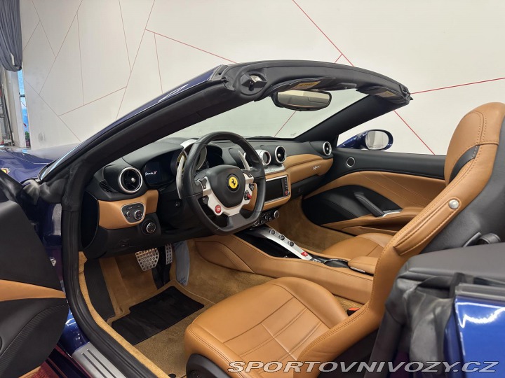 Ferrari California T*TOP KOMBINACE*DPH 2015