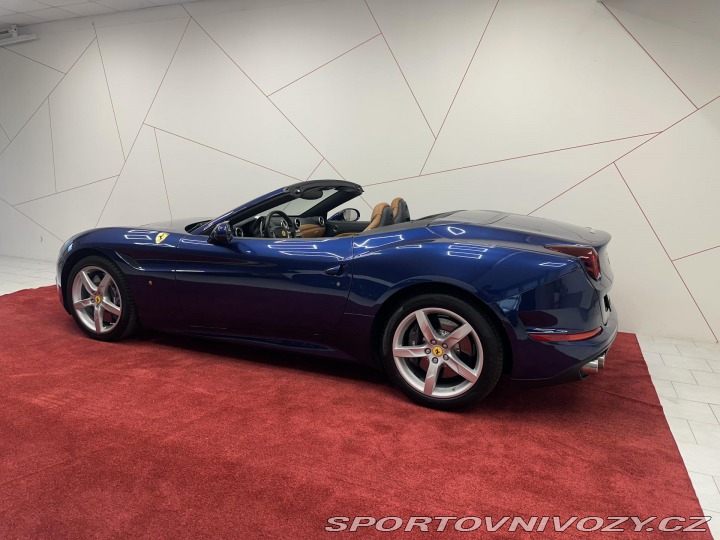 Ferrari California T*TOP KOMBINACE*DPH 2015