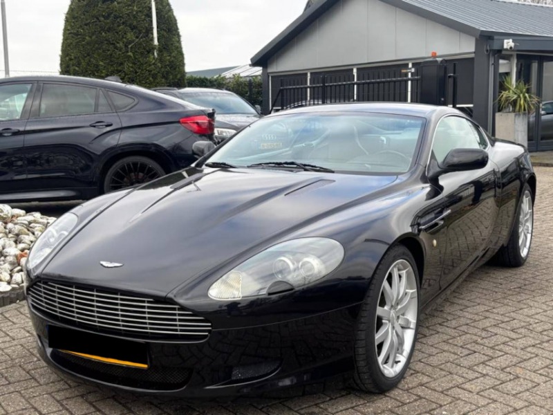 Aston Martin DB9 5.9 V12