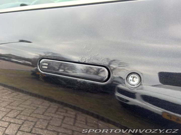 Aston Martin DB9 5.9 V12 2005