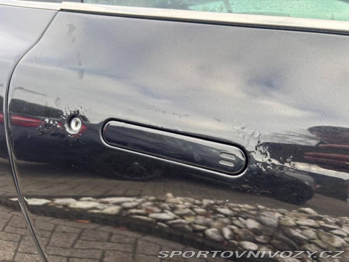Aston Martin DB9 5.9 V12 2005