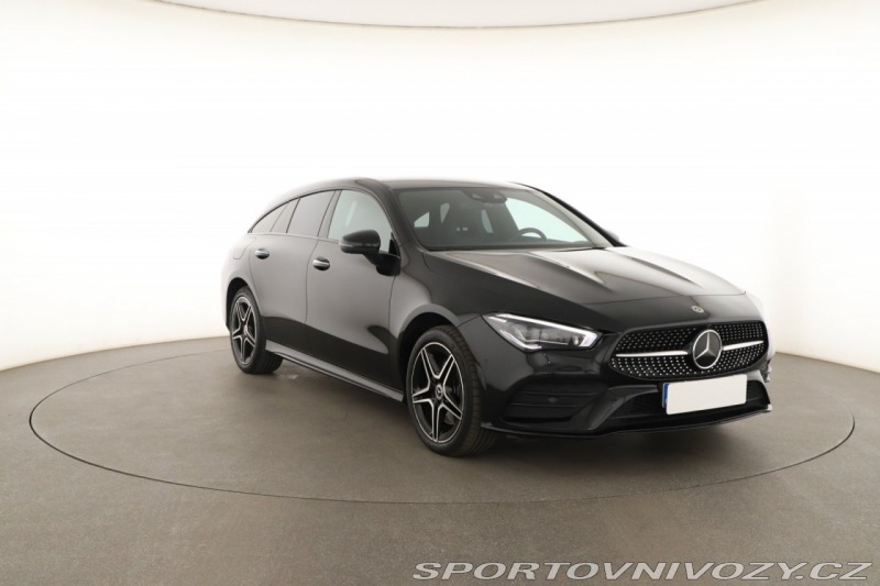 Mercedes-Benz CLA AMG Paket 250 e