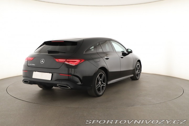 Mercedes-Benz CLA AMG Paket 250 e 2023