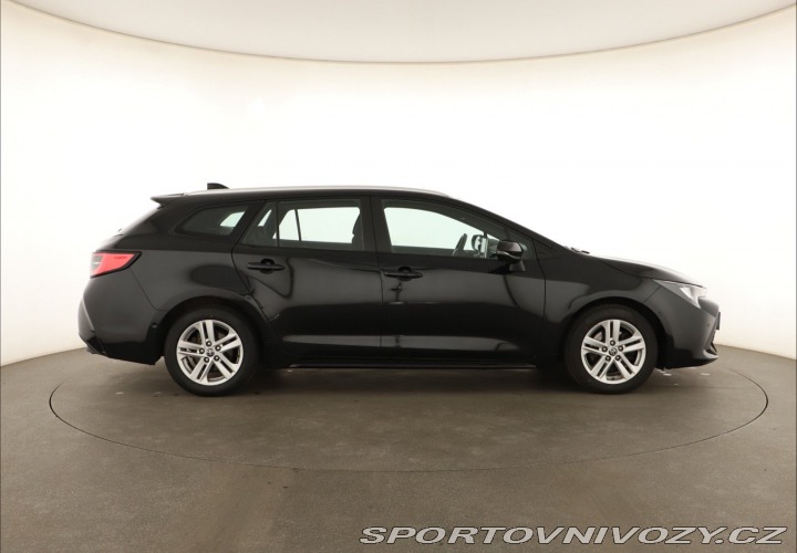 Toyota Corolla 2.0 Hybrid 2022